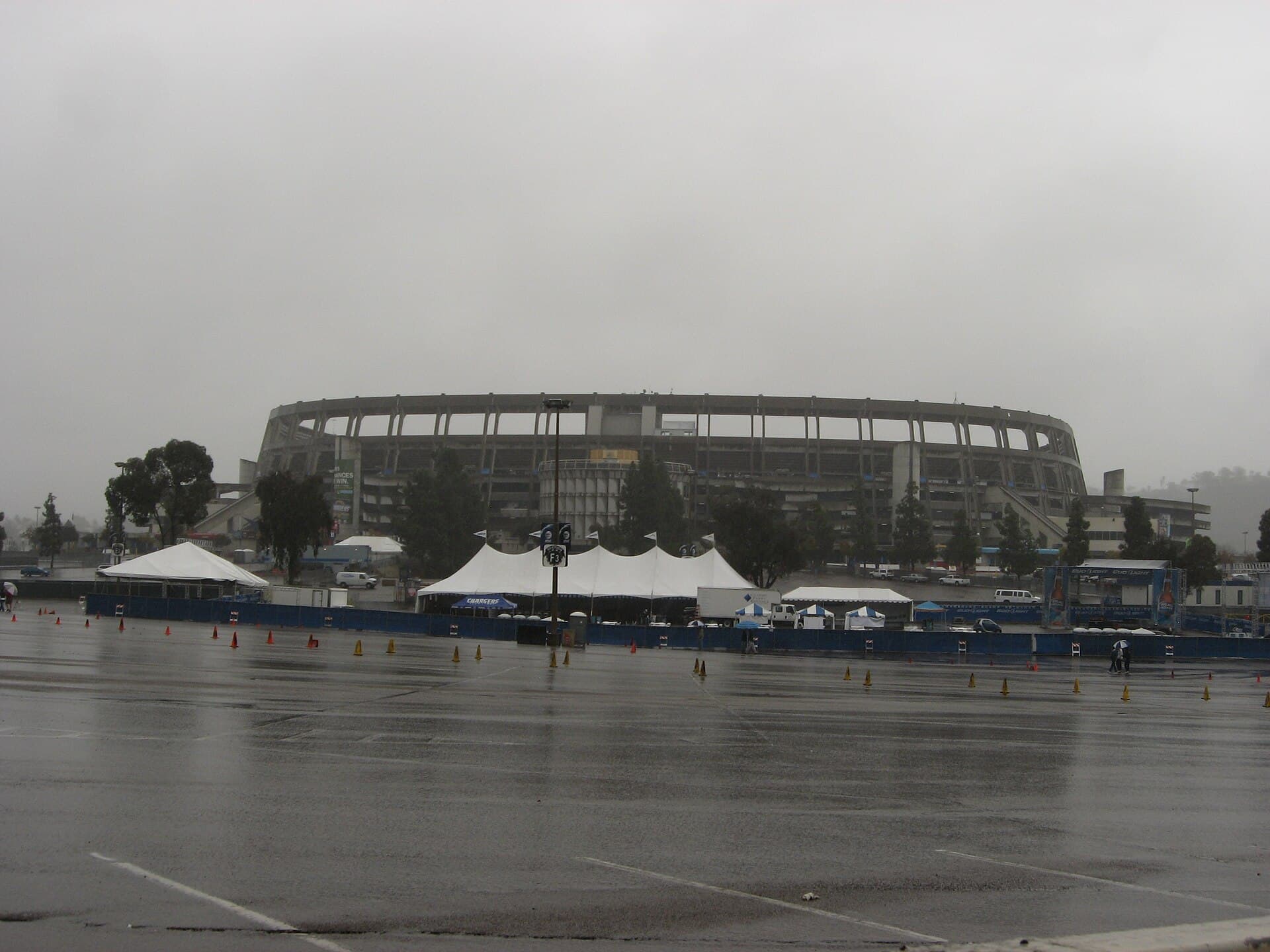 Qualcomm Stadium in San Diego, host of Super Bowl XXXVII.